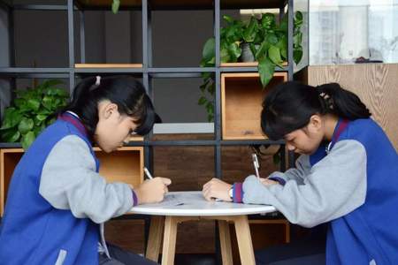 上小学一年级让孩子住校好不好