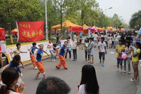 大学不参加社团对毕业有影响吗