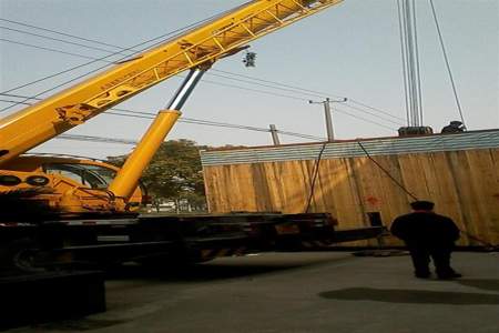 100吨吊车40米距离能吊多重