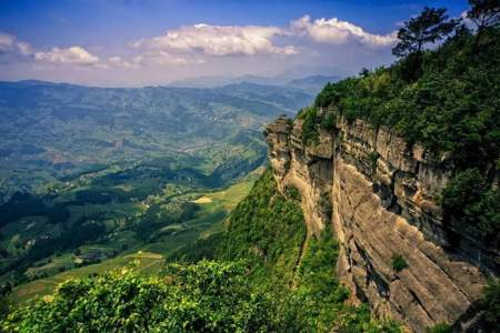 万盛最出名的旅游景点是哪里