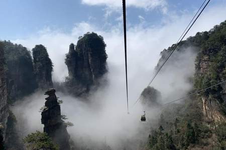 是从百龙天梯上还是天子山索道上山，早上哪个