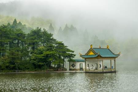 庐山风景区哪个门观景最好