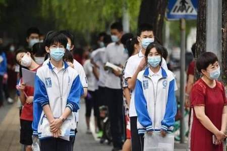 去外地读高中可是要在本地中考吗