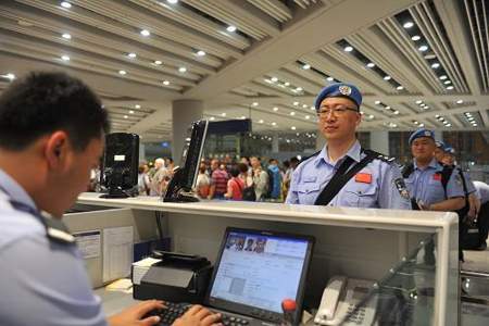 没有身份证，护照能在国内坐飞机吗