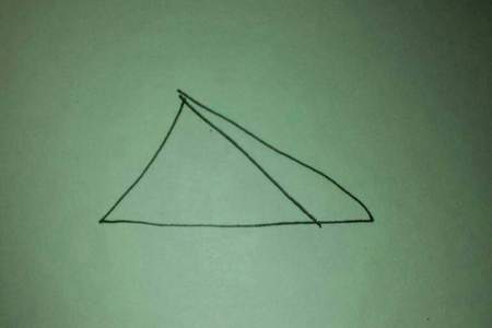 一个三角形中最多有几个锐角