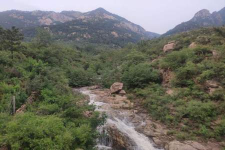 泰山下雨多吗