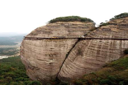 石峡山怎么去