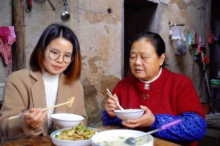 家里婆婆和媳妇要分开吃饭怎么办