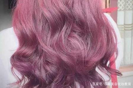 染粉红头发不先漂白会变成什么颜色