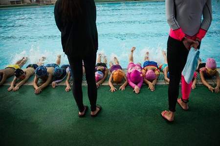 为什么青平镇要求中小学生学游泳，这纳入中考吗