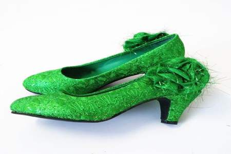 绿色婚鞋是什么时间穿的