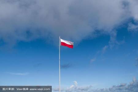 天空中什么着一面鲜红的国旗