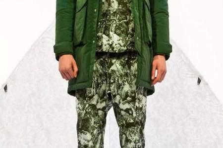 军绿色的衣服该配什么颜色的裤子