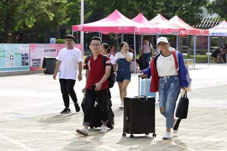 为什么大学都是9月2号报到