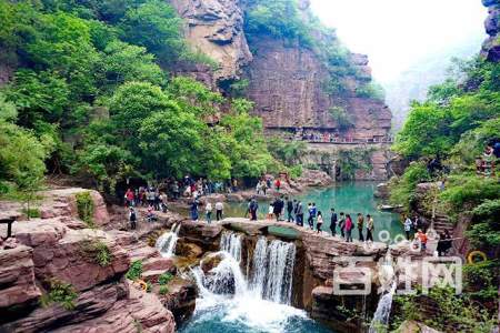 云台山和八里沟哪个地方更好