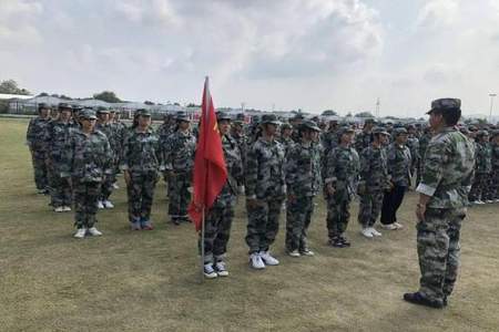 靖江中等专业学校什么时候军训