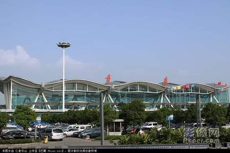 江北机场高铁站怎么进