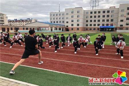 小学体育课学生不听话怎么办