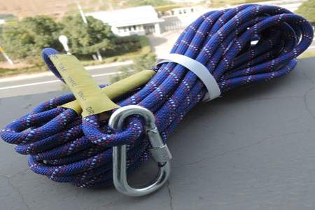 救援队高空爬绳子用的什么方法