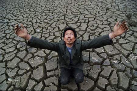 上联久旱逢甘雨求下联