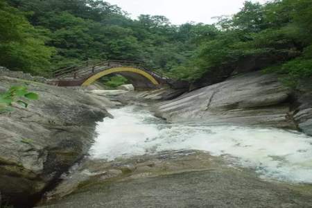 西峡爬山的景点