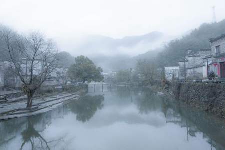 形容烟雨蒙蒙细雨绵绵的诗词